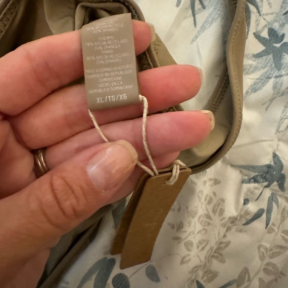 SKIMS recycled swim tank bikini top desert XL - Picture 2 of 4